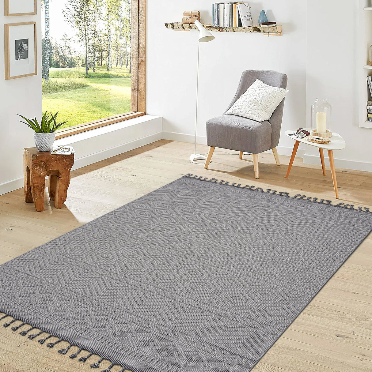 NAAR Guros Collection Geometric Indoor/Outdoor Area Rug
