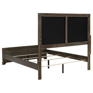 Harbington - Panel Bed