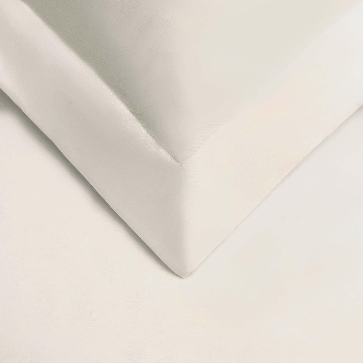Egyptian Cotton 530 Thread Count Solid Luxury Duvet Cover Set - Egyptian Cotton Duvet Cover Set by Superior Brand