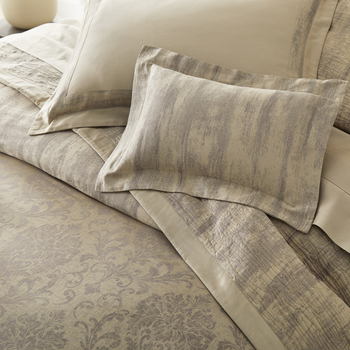 Eloise Duvet Cover