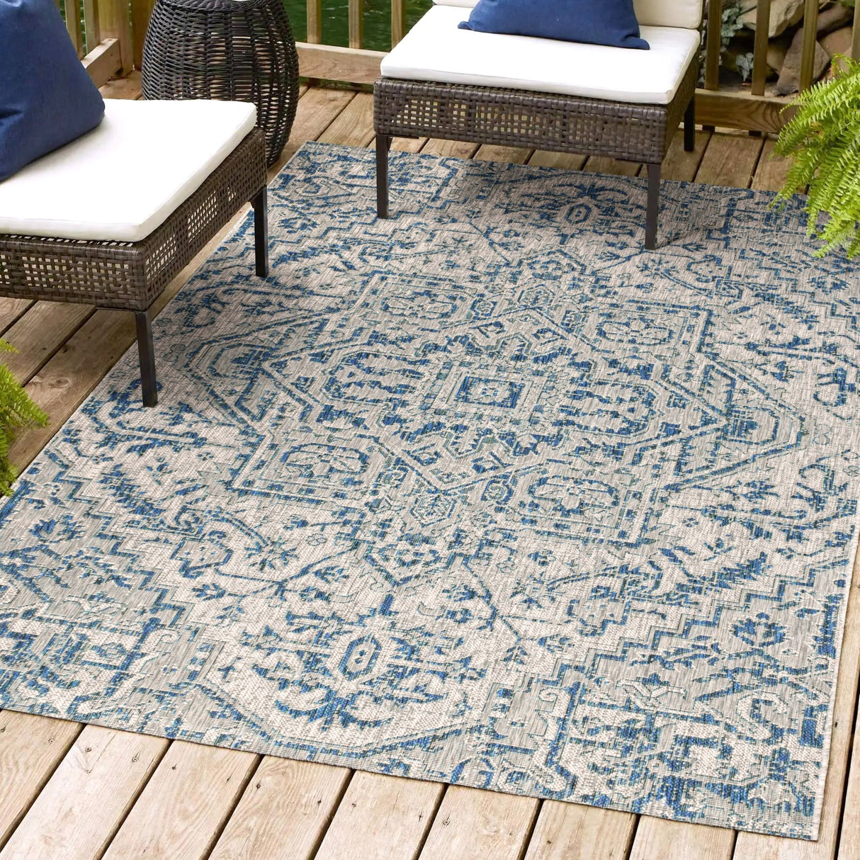 Estrella Bohemian Medallion Textured Weave Indoor/Outdoor Area Rug - Tuesday Morning - Area Rugs