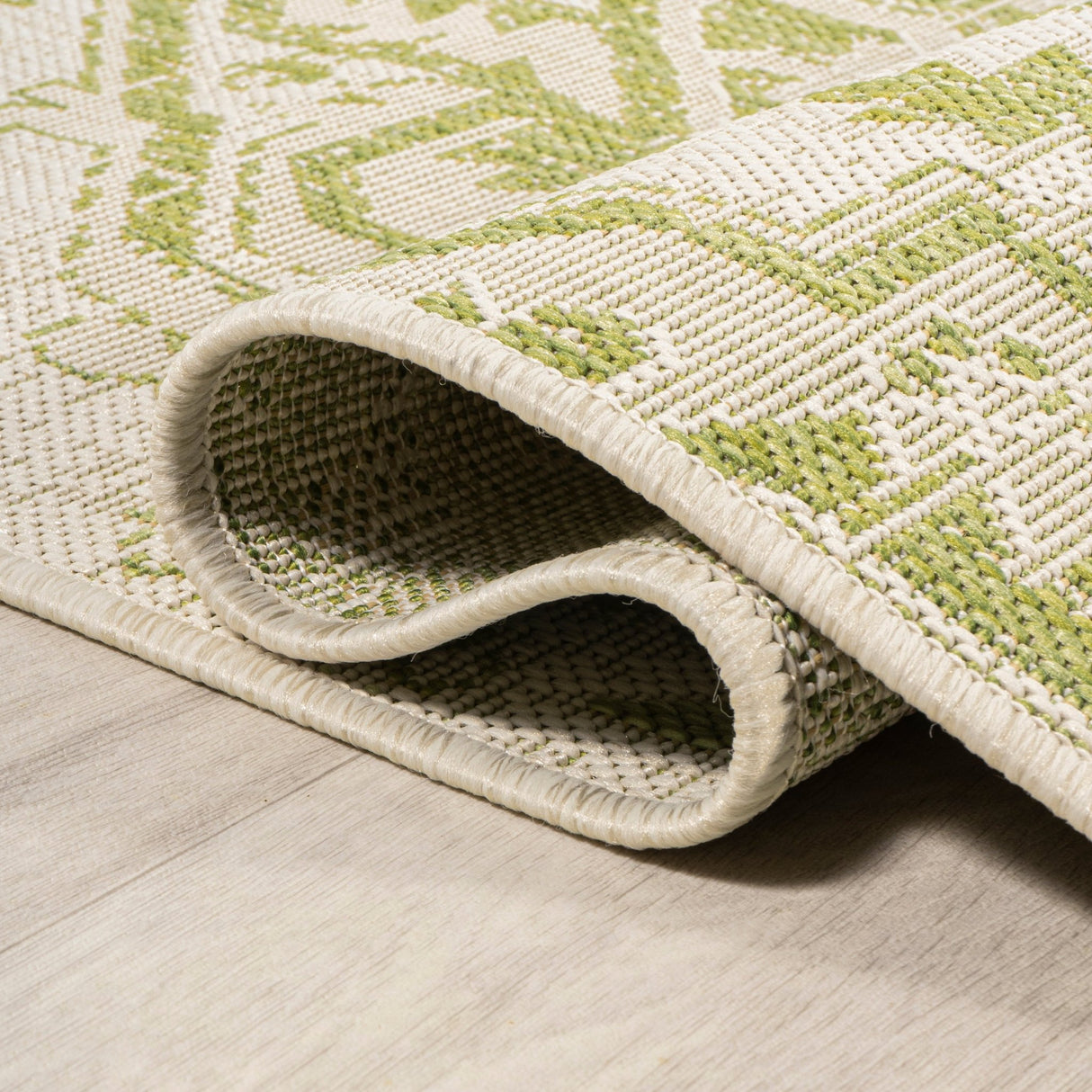 Estrella Bohemian Medallion Weave Indoor/Outdoor Area Rug - Tuesday Morning - Area Rugs