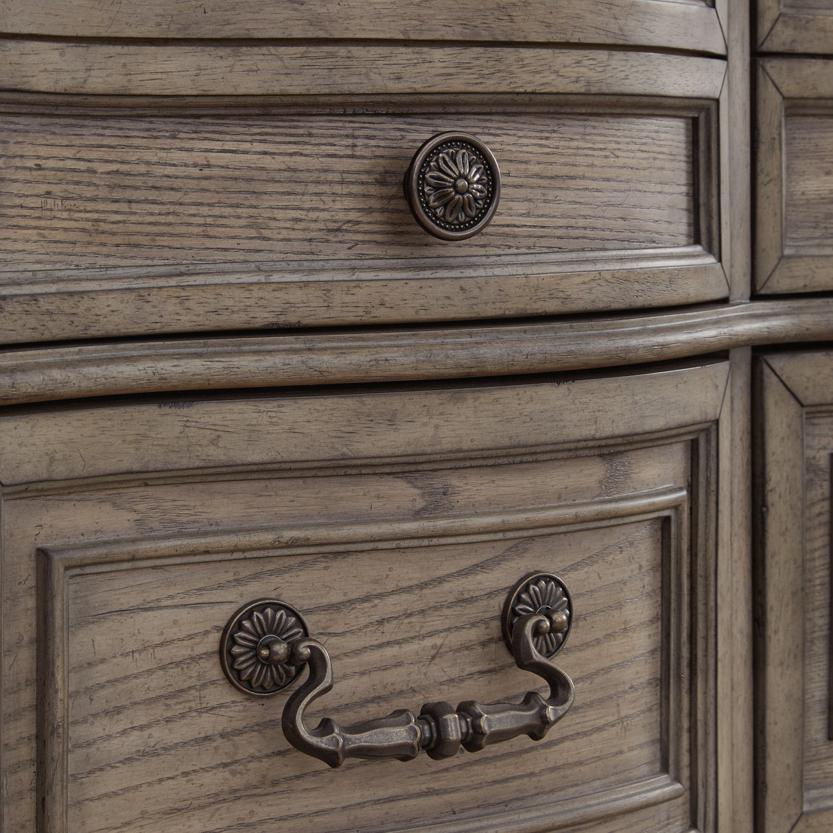 Ardenfield - Dresser And Mirror - Light Brown