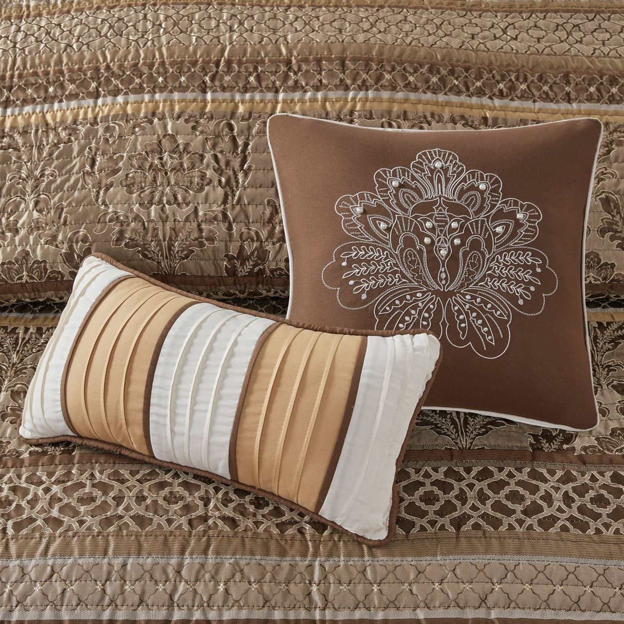 6 Piece Jacquard Quilt Set with Throw Pillows – Brown/Gold King/Cal King
