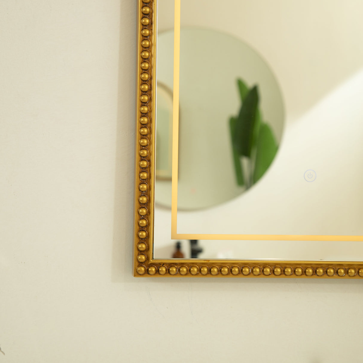 20'' Avri Mirror in Golden Beaded Retro Style