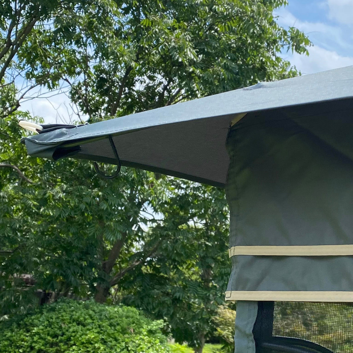 Gazebo tent with double roof & mosquito net
