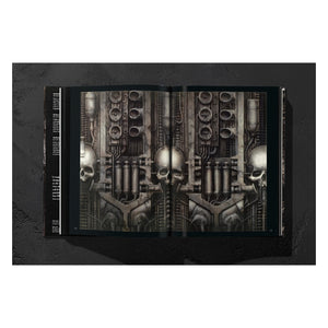 HR Giger (German, French, English)