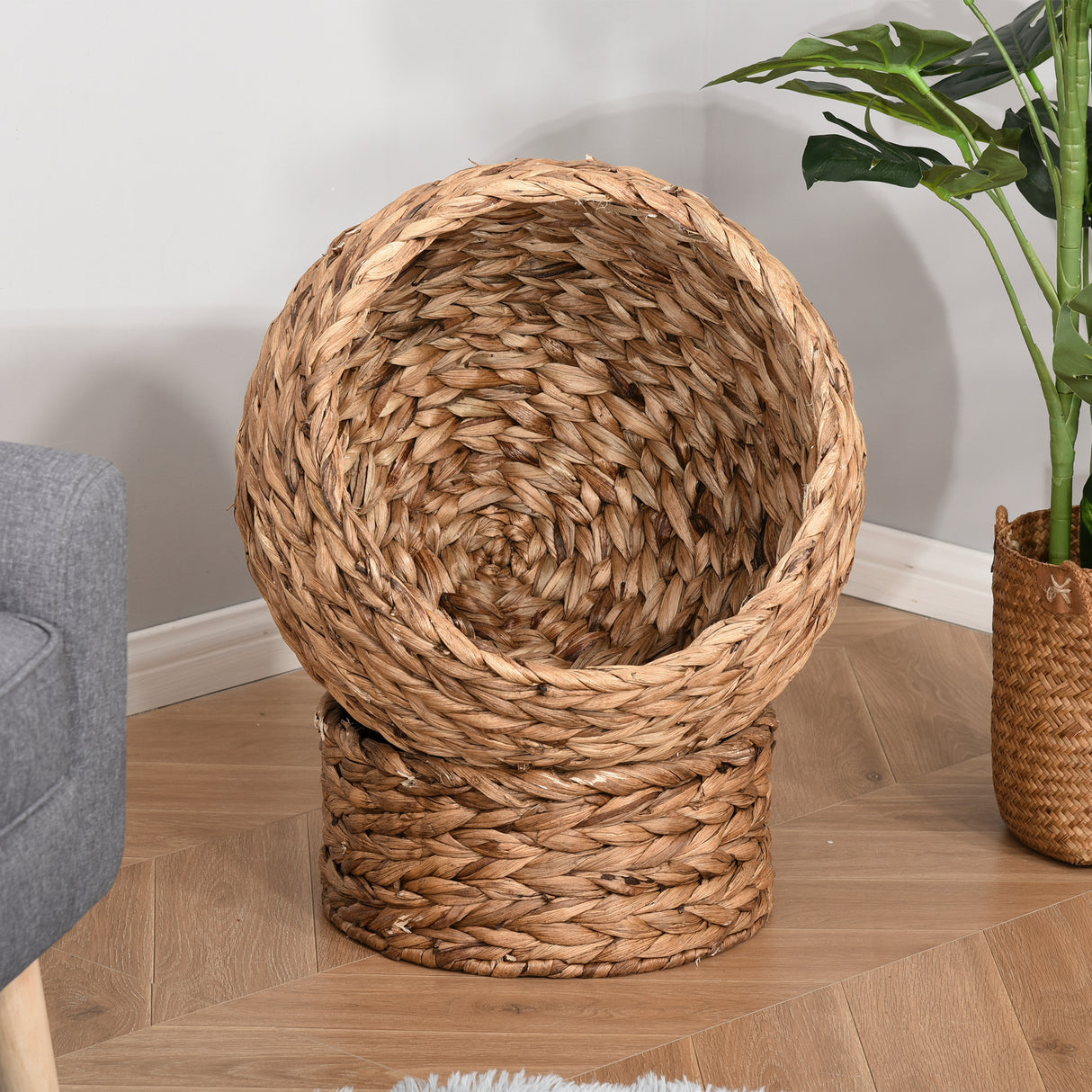 PawHut Wicker Egg Cat Bed with Cushion – Raised Indoor Cat Basket, 23.5" H, Brown