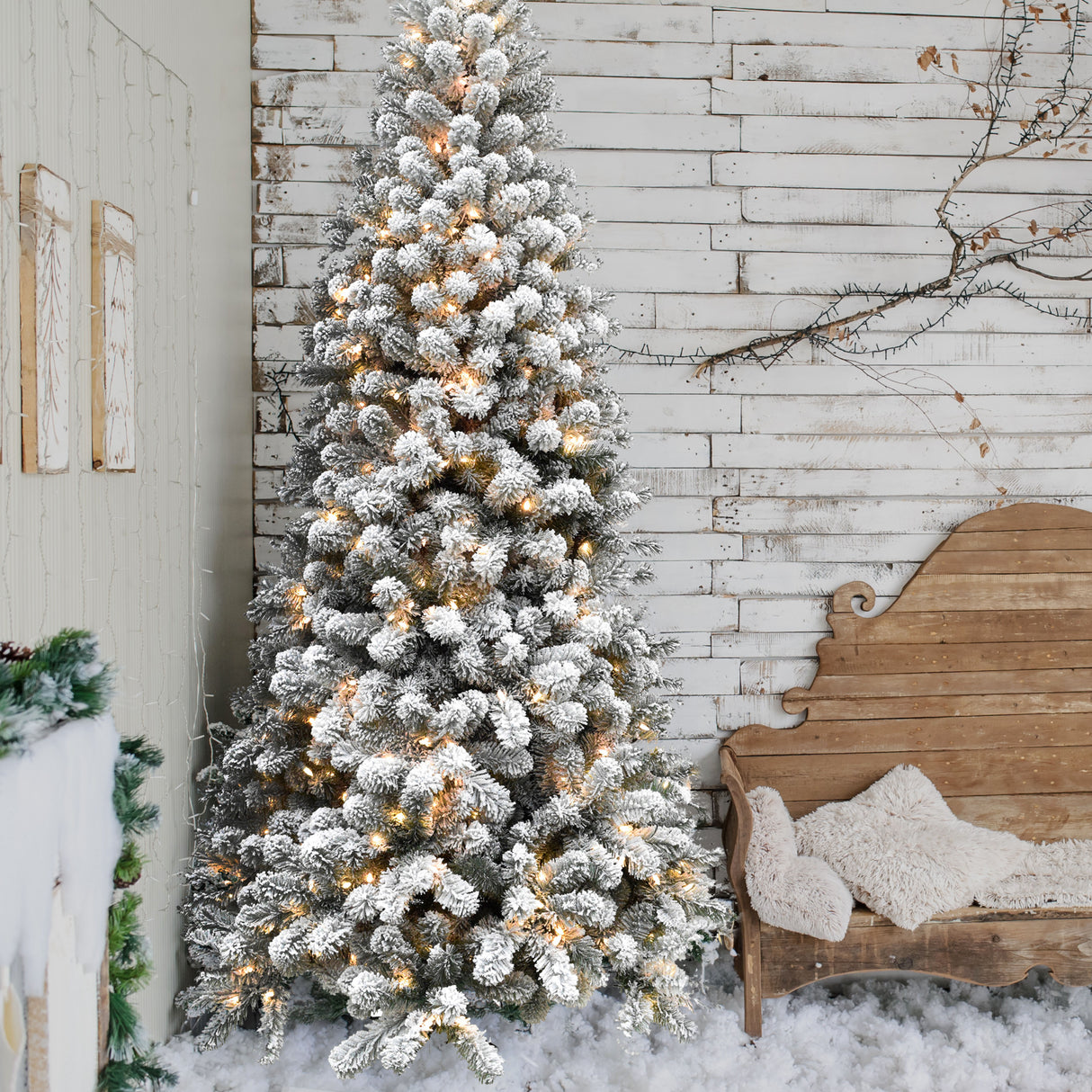 9-Ft. Flocked Alaskan Pine Christmas Tree with White Incandescent Smart Lights