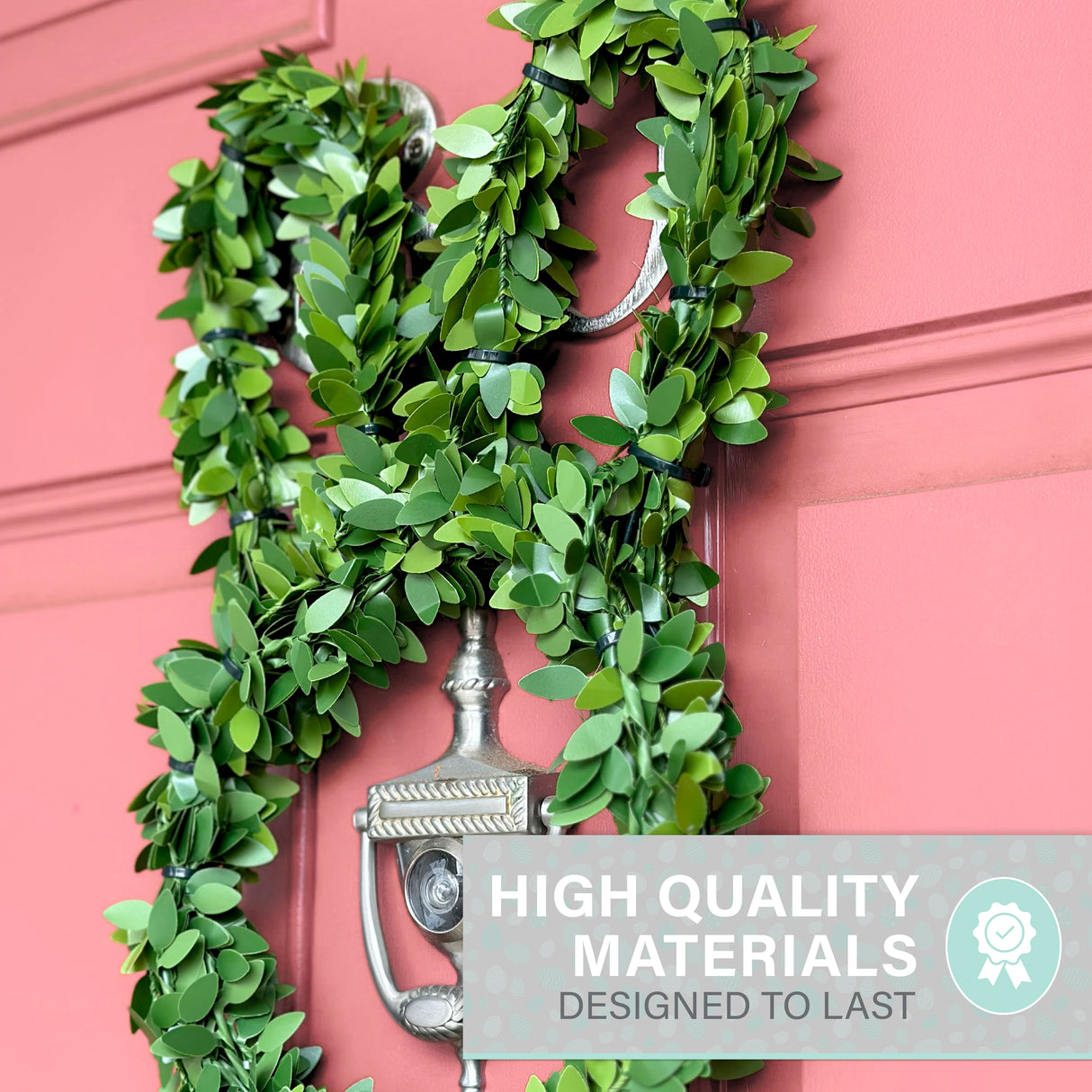 24-inch Boxwood Bunny Wreath