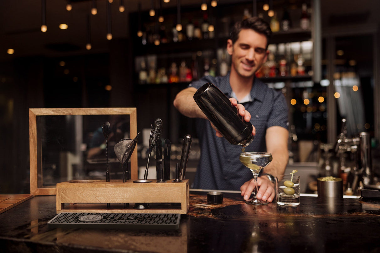 Old Fashioned Bar Set