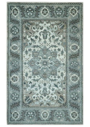 Gray and Ivory Traditional Heriz Hand Knotted 5x8 wool area rug