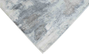 Modern Abstract Gray and Ivory Hand Loom Viscose 5x8 Area Rug