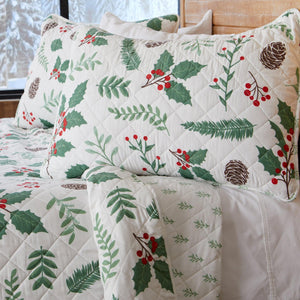 3 Piece Holiday Holly Quilt Set | Mistletoe Collection