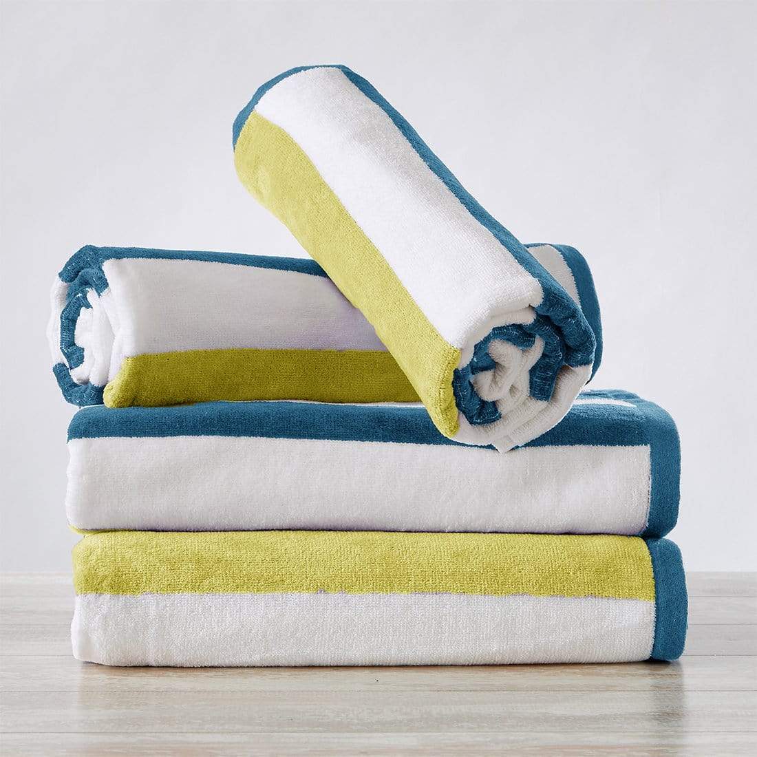 Great Bay Home 30" x 60" / Blue / Yellow 4 Pack Cotton Stripe Beach Towel - Sunset Bay Collection 4 Pack 100% Cotton Reversible Cabana Beach Towel | Sunset Bay by Great Bay Home