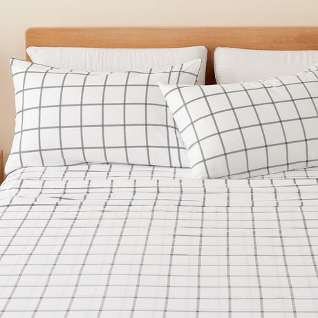 Great Bay Home Twin / Windowpane - White/Grey 4 Piece Printed Microfiber Sheet Set | Baylor Collection  4 Piece Printed Microfiber Sheet Set | Baylor Collection 