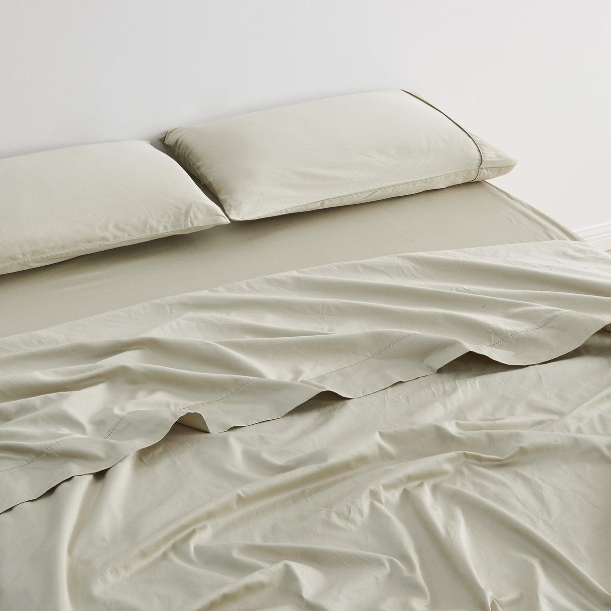 Great Bay Home Bed Sheets 100% Cotton Sateen Sheet Set - Rosalia Collection 100% Cotton Sateen Sheet Set