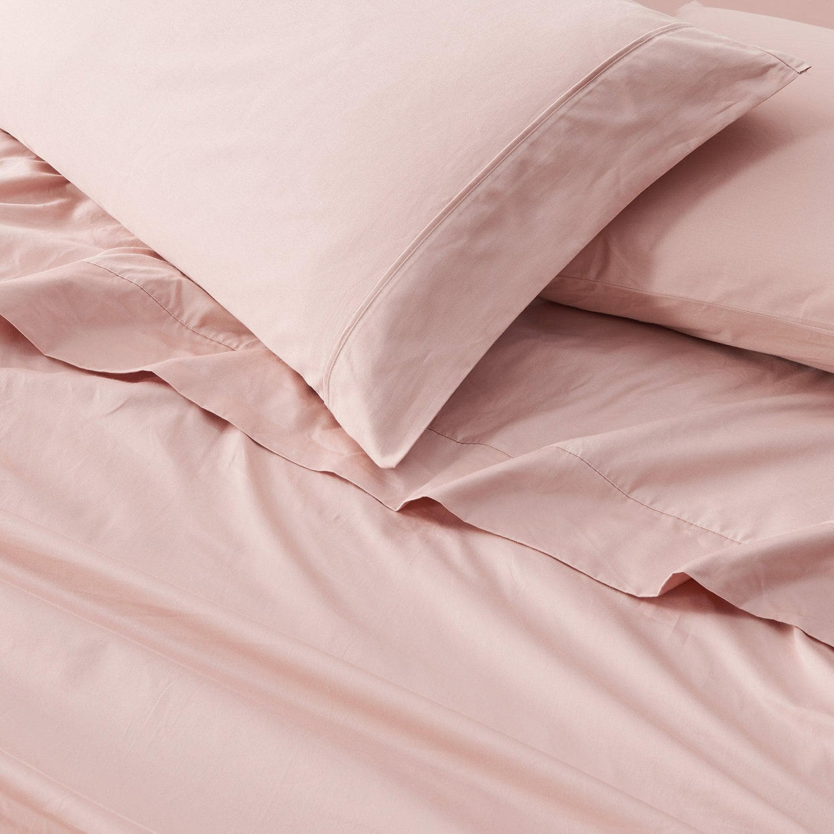 Great Bay Home Bed Sheets 100% Cotton Sateen Sheet Set - Rosalia Collection 100% Cotton Sateen Sheet Set