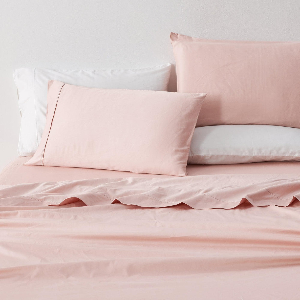 Great Bay Home Bed Sheets 100% Cotton Sateen Sheet Set - Rosalia Collection 100% Cotton Sateen Sheet Set