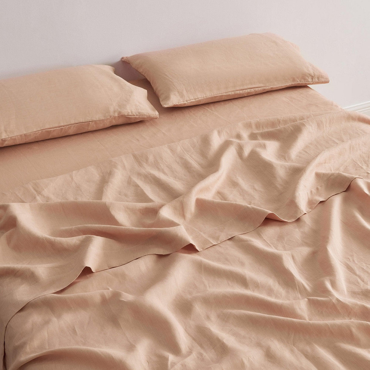 Great Bay Home Bed Sheets 100% European Flax Linen Sheet Set 100% European Flax Linen Sheet Set