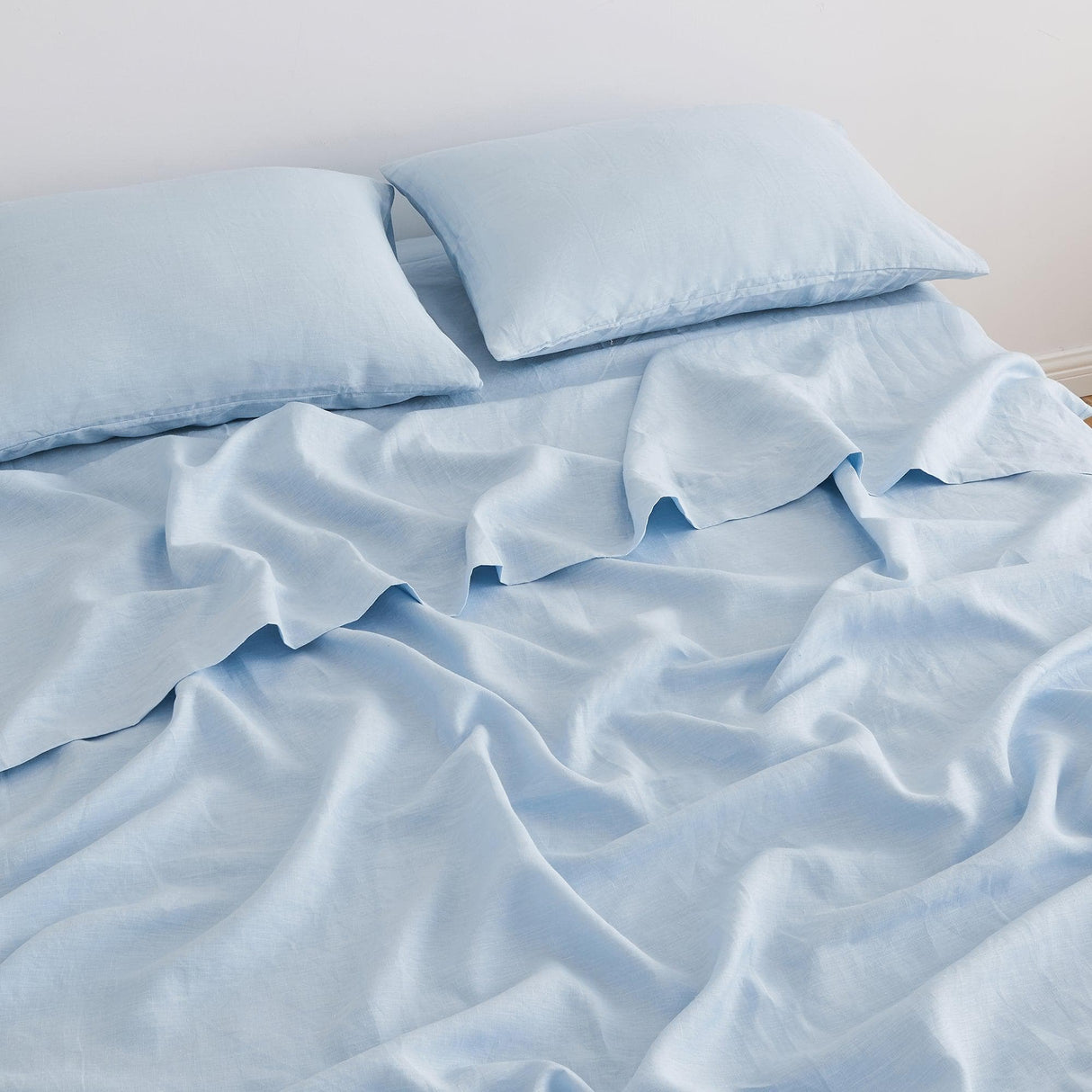 Great Bay Home Bed Sheets 100% European Flax Linen Sheet Set 100% European Flax Linen Sheet Set