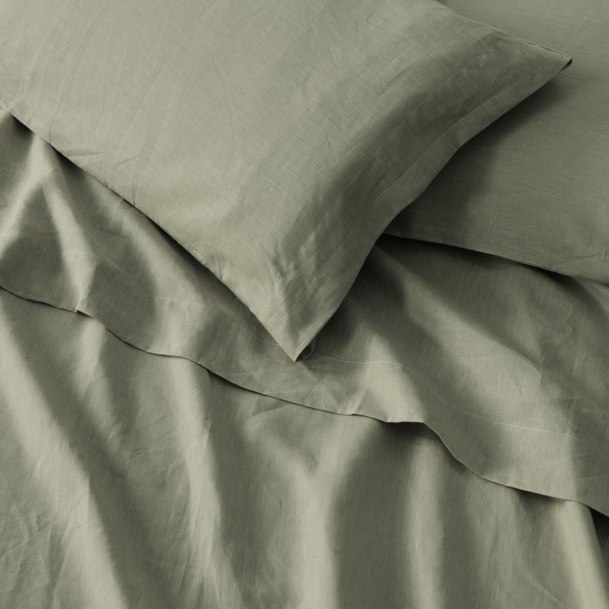 Great Bay Home Bed Sheets 100% European Flax Linen Sheet Set 100% European Flax Linen Sheet Set