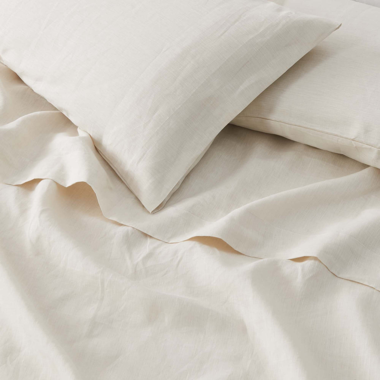Great Bay Home Pillowcases 100% European Flax Linen Pillowcase Set 100% European Flax Linen Pillowcase Set