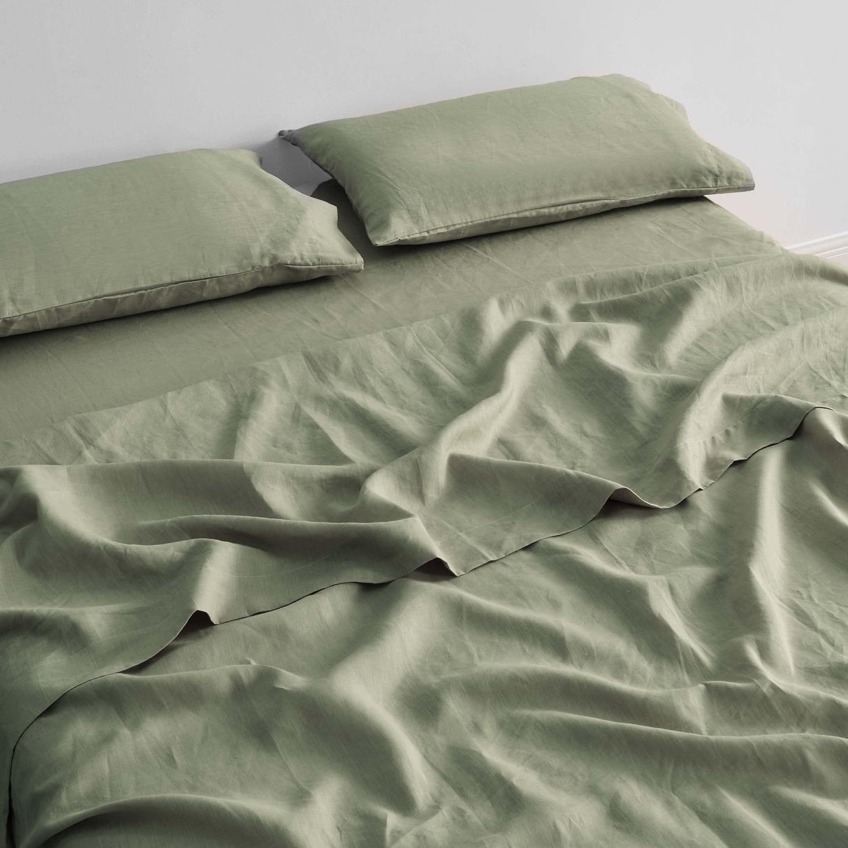 Great Bay Home Pillowcases 100% European Flax Linen Pillowcase Set 100% European Flax Linen Pillowcase Set