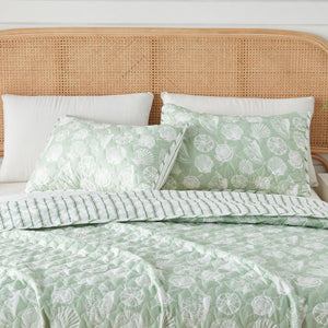 Green-Seashell-Quilt-Emerald-Bay-Quilts