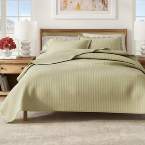 3-Piece Solid Quilt Set - Alicia Collection