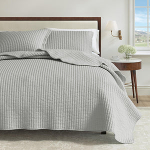 3-Piece Solid Quilt Set - Alicia Collection