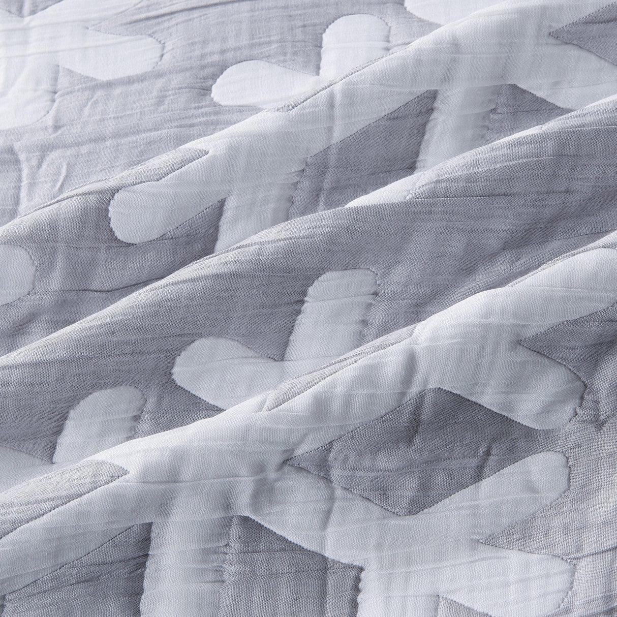 greatbayhome Quilts & Comforters Matelassé Snowflake Quilt Set - Nino Collection Matelassé Snowflake Quilt Set | Nino Collection by Great Bay Home