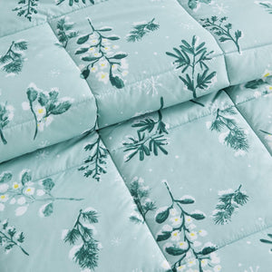 Reversible Christmas Comforter and Sham Set - Holiday / Lodge Odette Collection