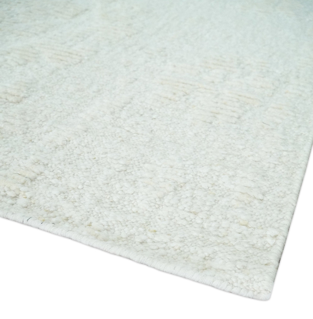 Hand carved Ivory Traditional Hand Knotted 8x10 high low Wool Area Rug