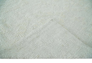 Hand carved Ivory Traditional Hand Knotted 8x10 high low Wool Area Rug