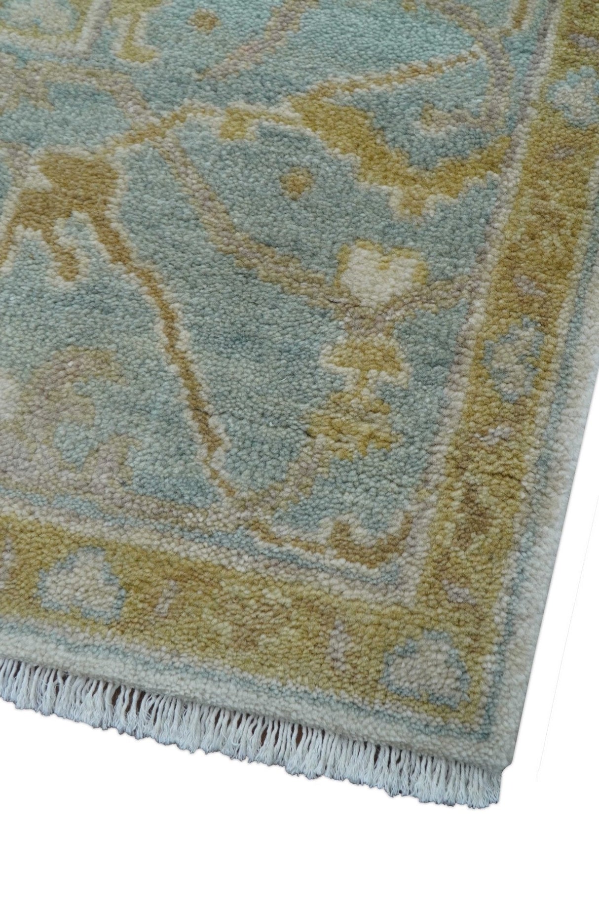 Hand Knotted Beige And Blue Traditional Oushak Design 6x9 Wool Rug