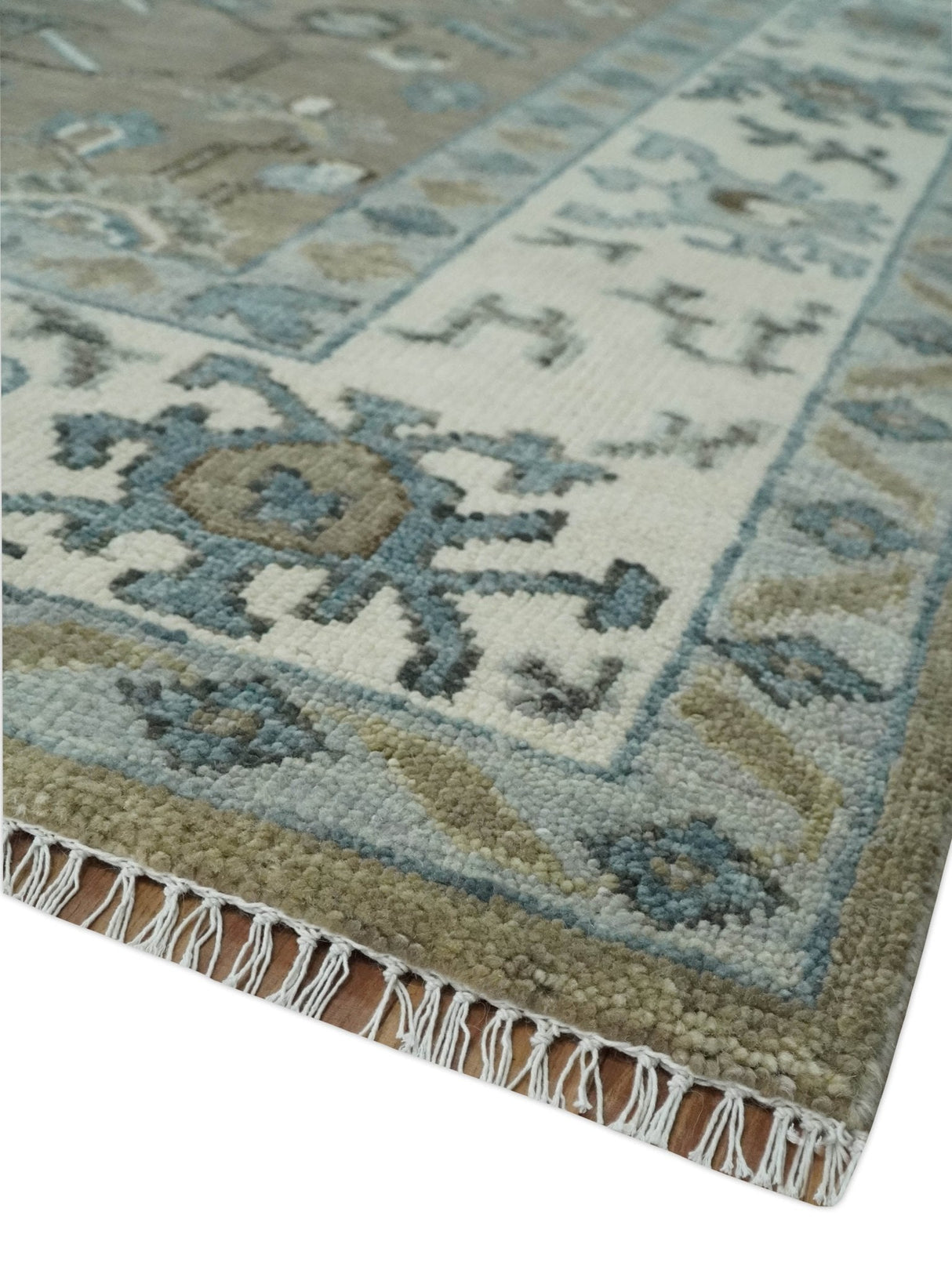 Hand Knotted Beige, Ivory and Silver Oriental Oushak 9x12 Traditional Wool Area Rug