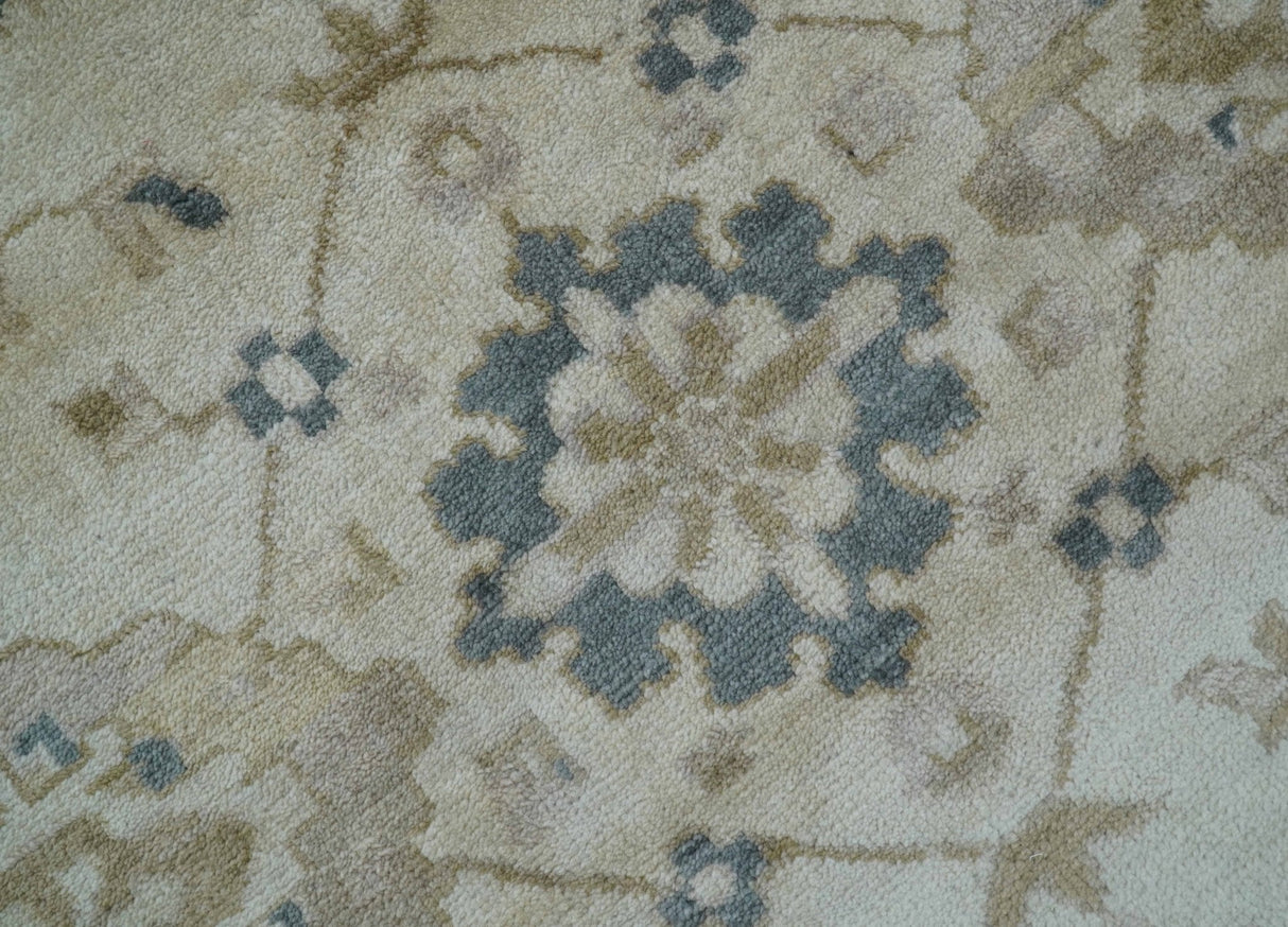 Hand Knotted Ivory And Gray Traditional Oushak Design 8x10 Wool Rug