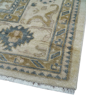 Hand Knotted Ivory And Gray Traditional Oushak Design 8x10 Wool Rug