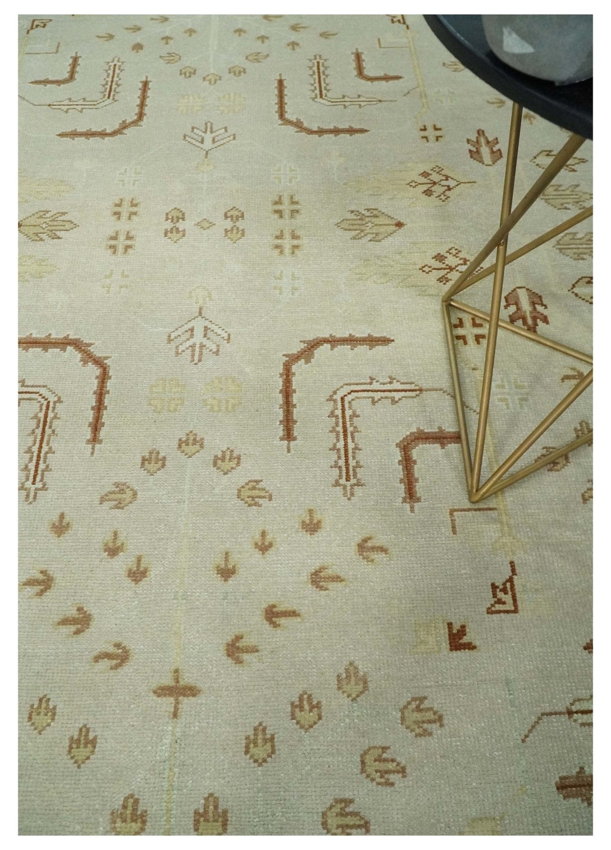 Hand Knotted Traditional Oushak 8x10 Beige and Brown Wool Area Rug
