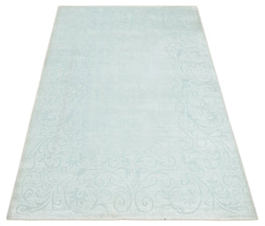 2.6x10 and 5x8 Hand Woven and Carved Silver and Gray Floral Art Silk Rug