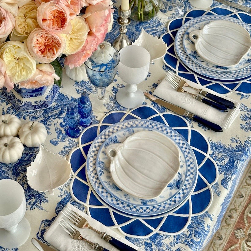 Gather Navy Blue Round Fabric Placemat