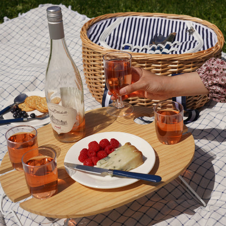 Central-park-willow-picnic-for-four-by-twine-living®-Picnic-Baskets