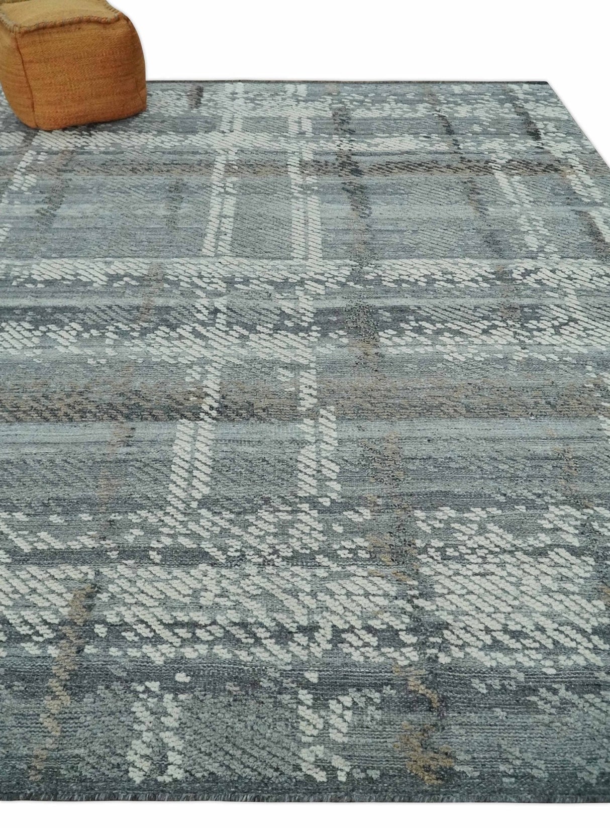 High-Low Ivory, Gray and Charcoal 8x10 hand knotted Contemporary wool Area rug