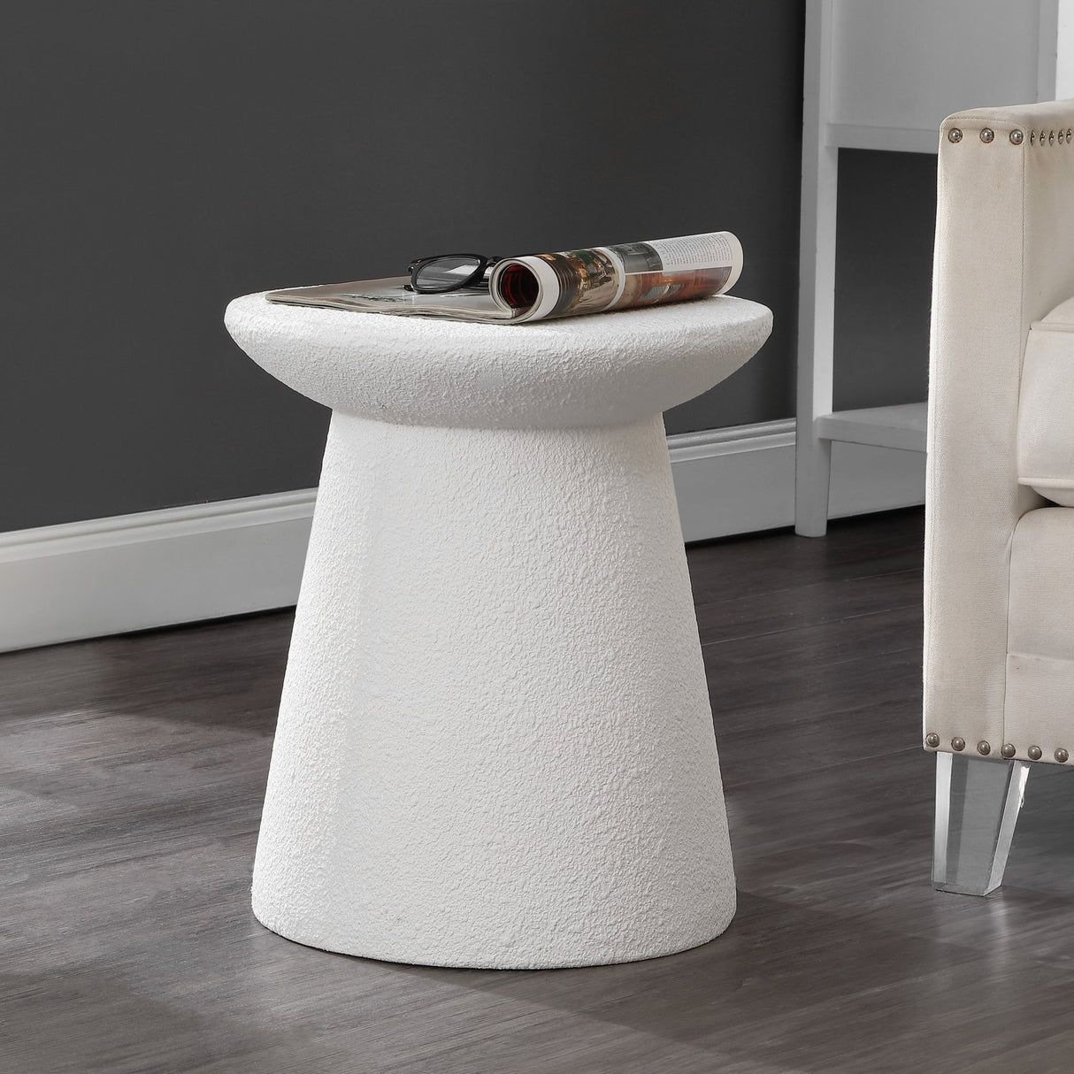 Hollie minimalist modern drum indoor/outdoor accent table pedestal - Tuesday Morning - Outdoor Tables