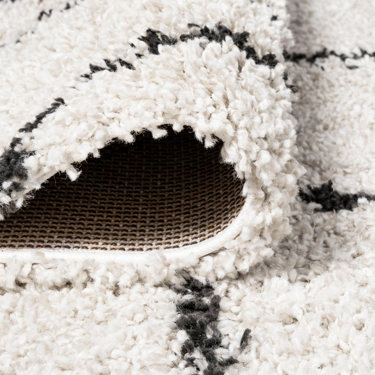 Inca Moroccan Diamond Shag Runner Rug - Tuesday Morning - Runner Rugs
