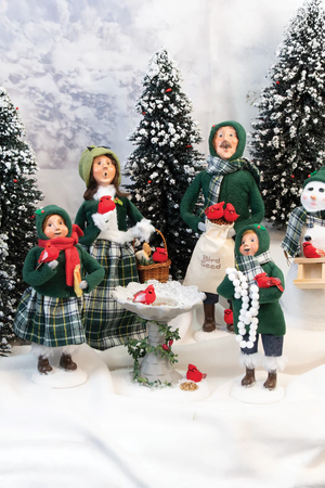 Cardinal Family Carolers - Woman