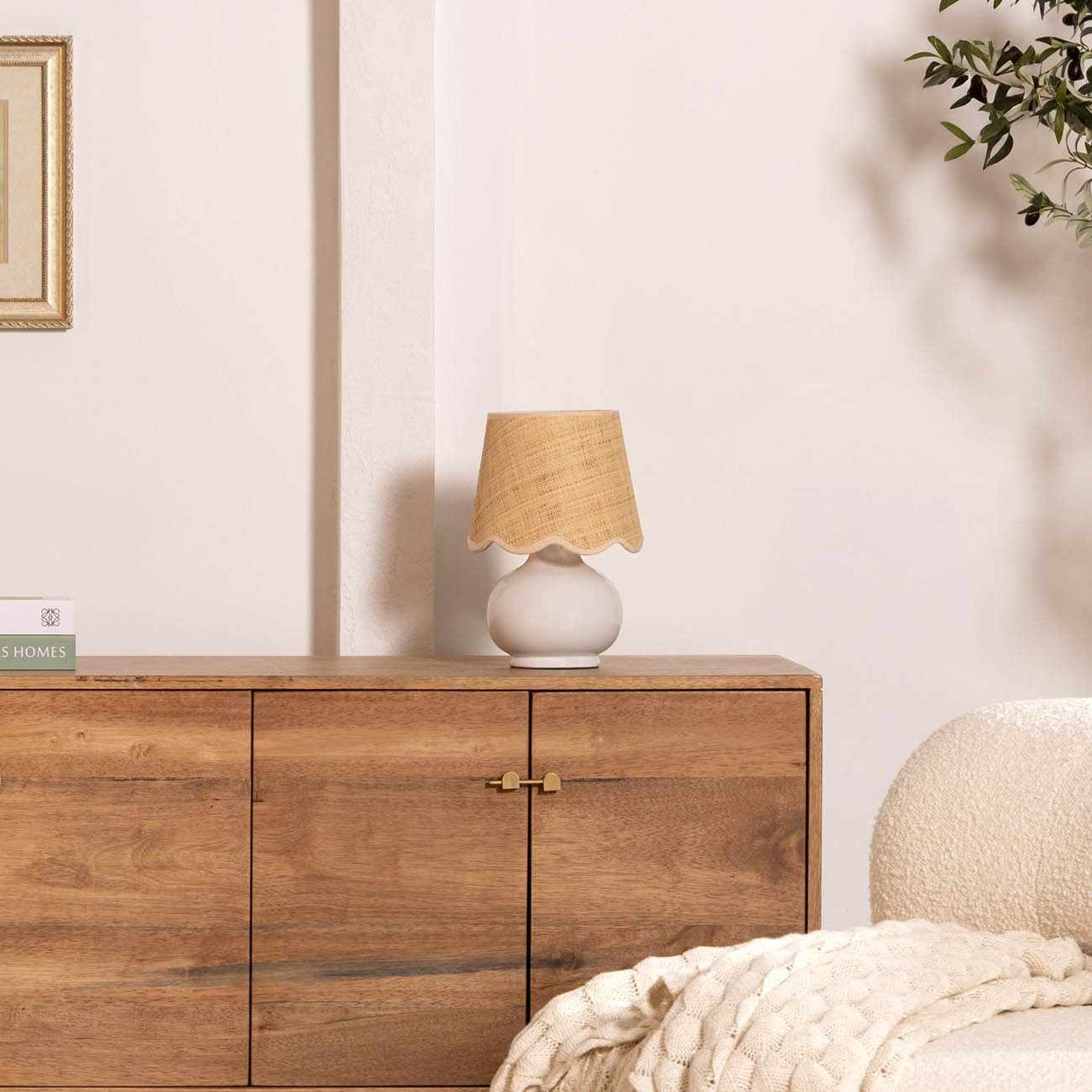 Logale White Solid Ceramic Table Lamp