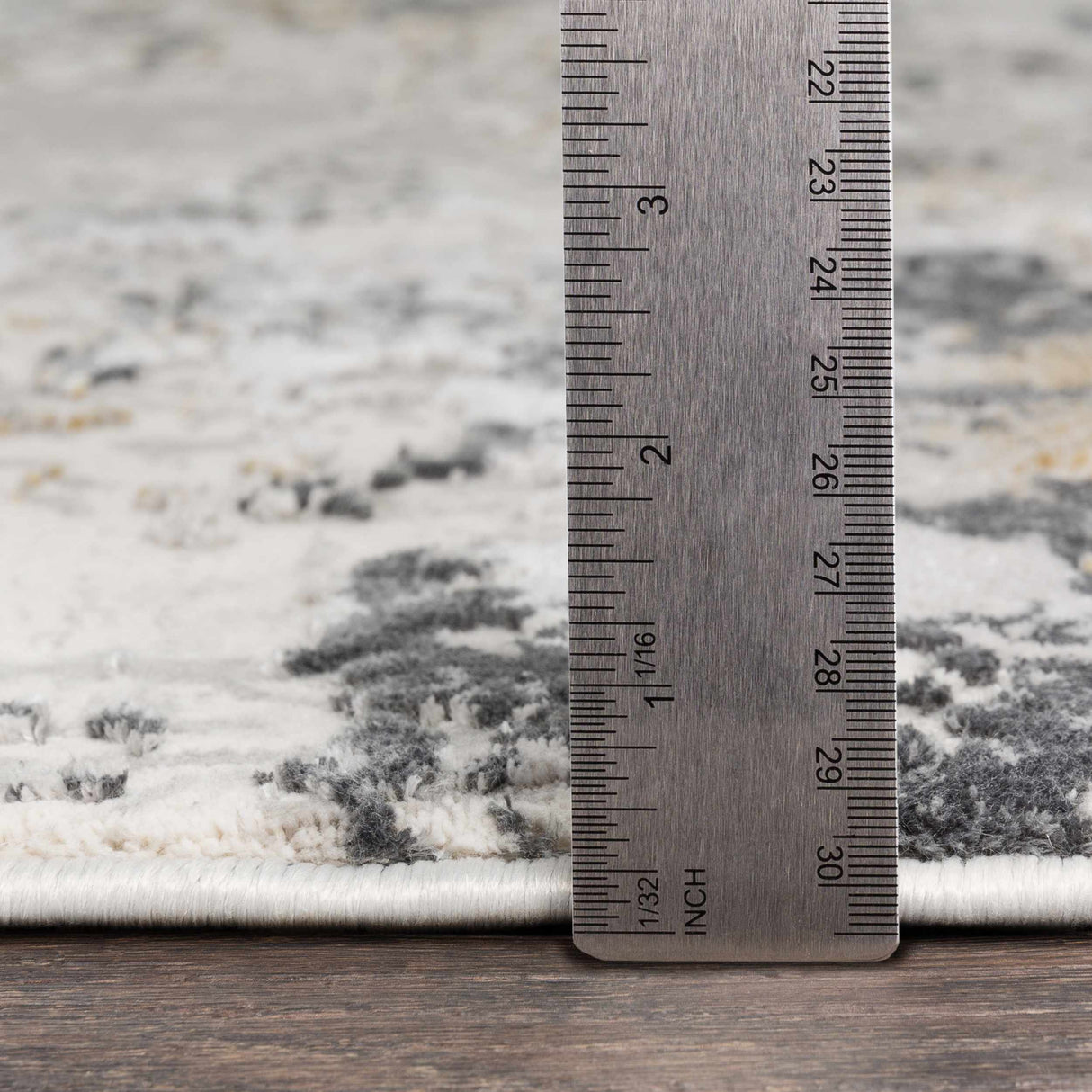 Lenzburg Faux Silk Abstract Rug