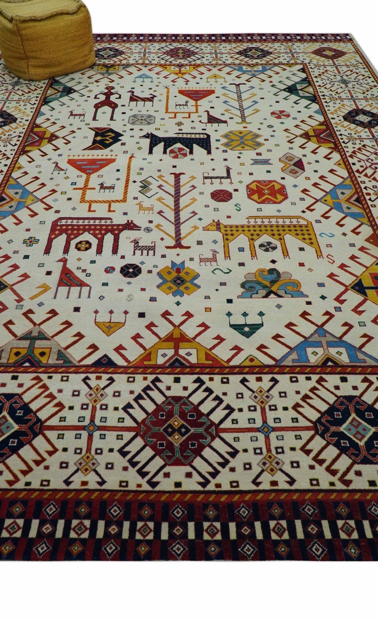 Lori Gabbeh Design Ivory 8x11.7 Hand Knotted wool Area Rug
